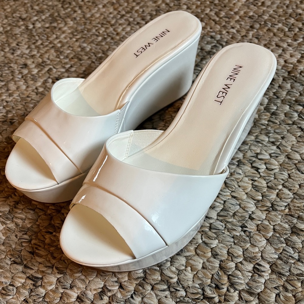 NINE WEST White Chunky Heels